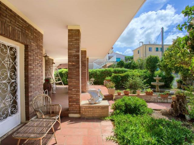 2 Camere Villa Toscana In Vendita A3165RVA 250m² Castagneto Carducci