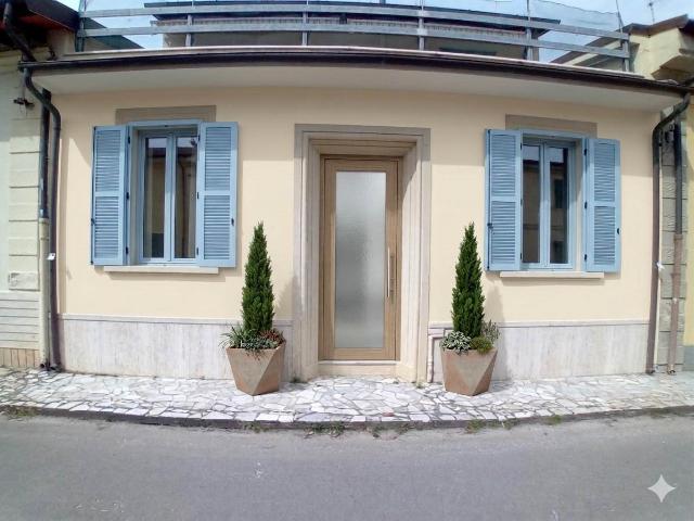 2 Camere da Letto Terratetto Toscana In Vendita A108. 120m² Pietrasanta