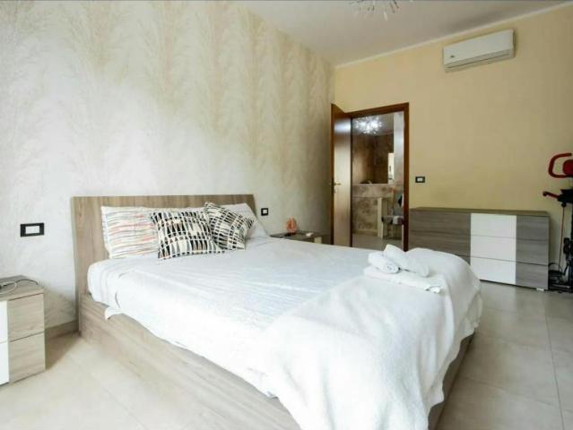 2 camere da letto, Turin Turin 10136 102553944