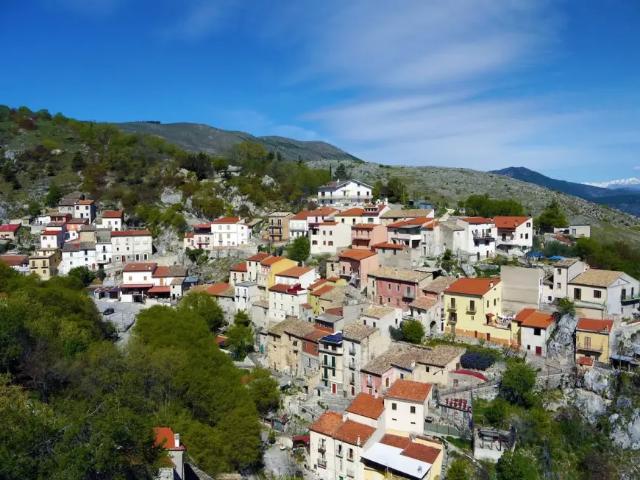 2 camere da letto, Abruzzo Abruzzo 94669105