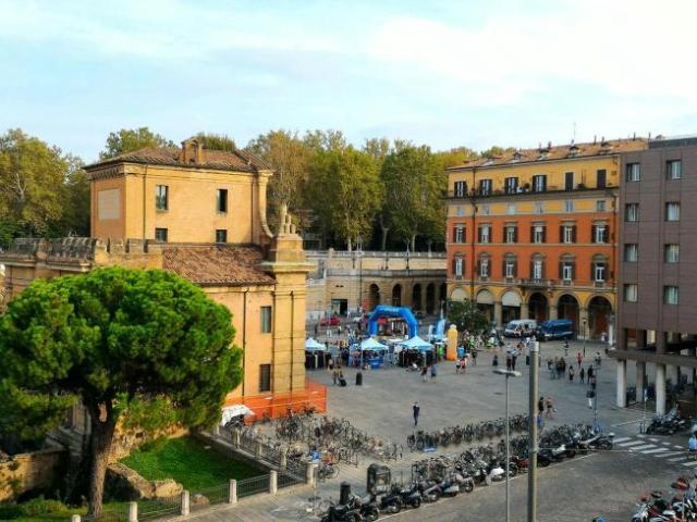 2 camere da letto, Bologna Bologna 40121 LS104143662