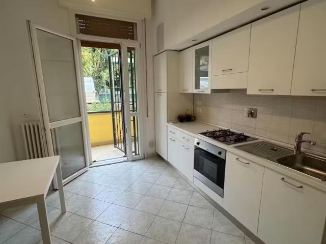 2 camere da letto, Bologna Bologna 40128 96176289