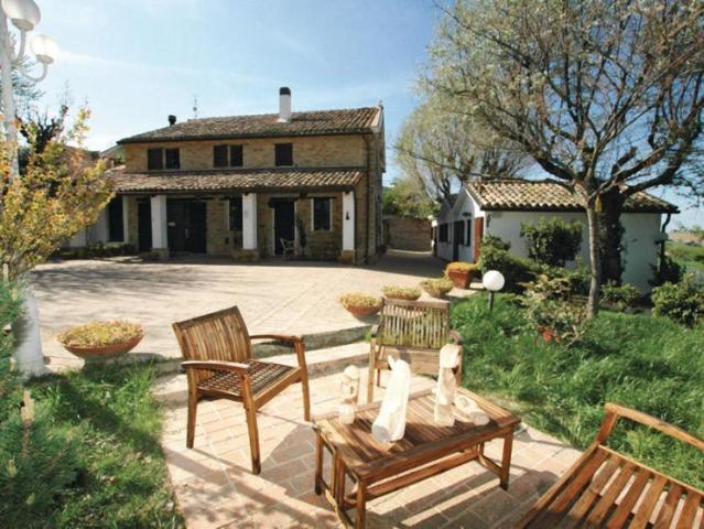 2 camere da letto, Castel Colonna Castel Colonna 99385376