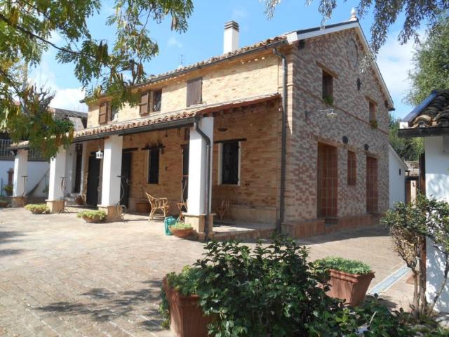 2 camere da letto, Castel Colonna Castel Colonna 99385378