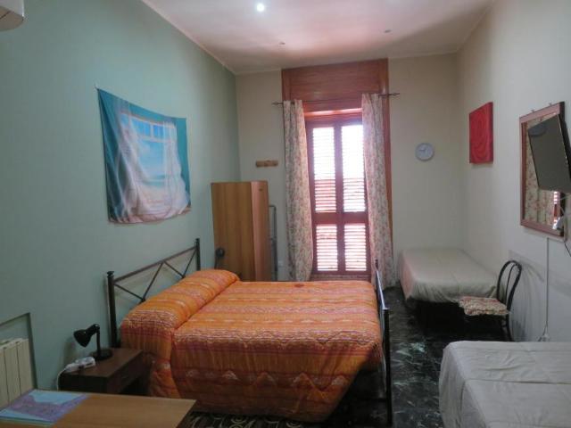 2 camere da letto, Milazzo Milazzo 98057 LS103031503