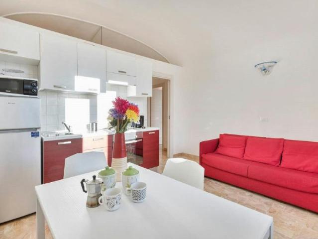2 camere da letto, Rome Rome 00185 103358072