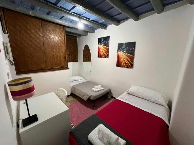 2 camere da letto, Rome Rome 00186 103800859