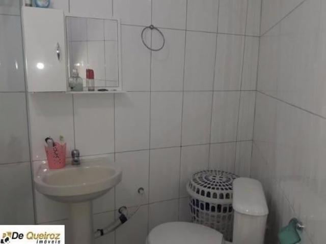 2 CASAS NO MESMO TERRENO COM PONTO COMERCIAL !
