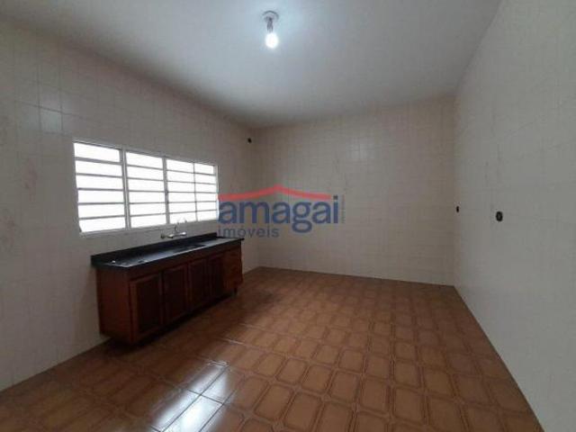 2 Casas no mesmo terreno no centro de Jacareí Residencial ou Comercial