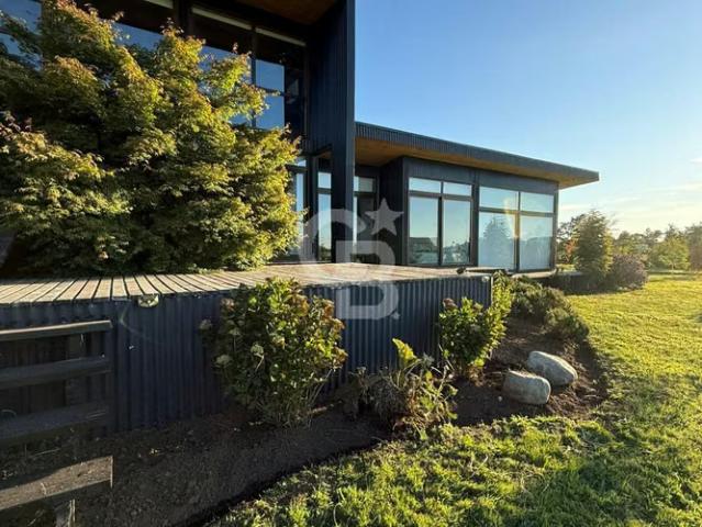 2 casas, acceso al lago y lindísima vista | 5 dormitorios por 12800.00 en Puerto Varas