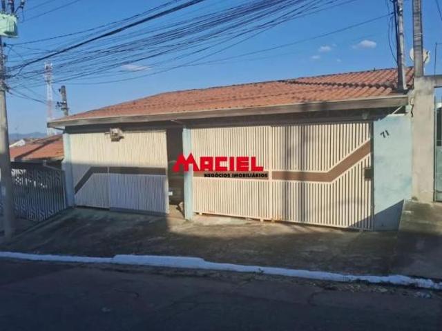 2 casas antiga no mesmo terreno Jd Americano