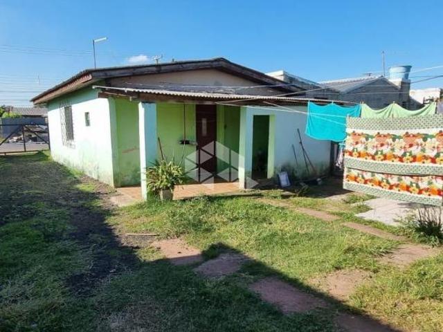 2 Casas com 2 quartos cada, vaga para 6 carros em terreno de 363 m² no Bairro Mathias Velho