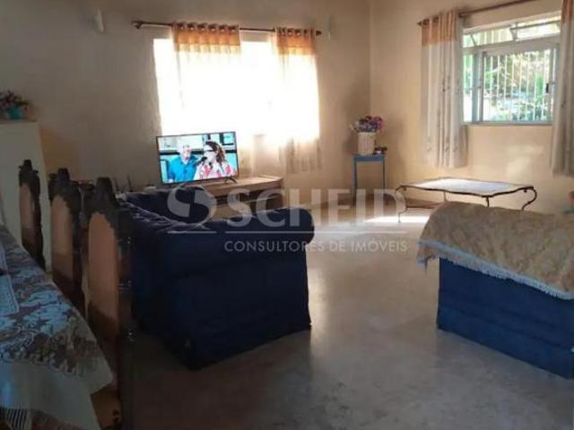 2 CASAS DE CAMPO INDIVIDUALIZADA COM 497M2 A.C. EM TERRENO COM 2.300M2