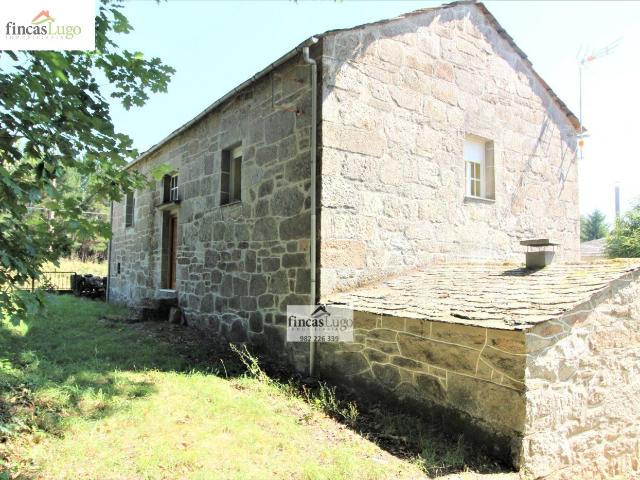 2 CASAS DE PIEDRA EN O CORGO
