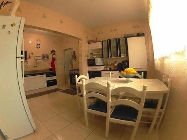 2 casas de 3 e 2 quartos perto do metrô Penha São Paulo