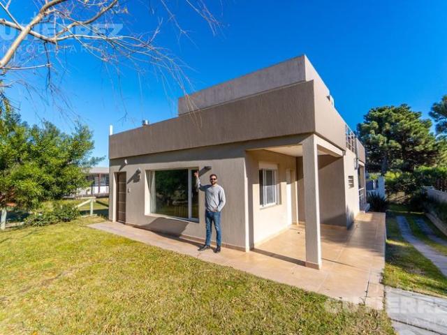 2 Casas en venta en Monte Hermoso del Este