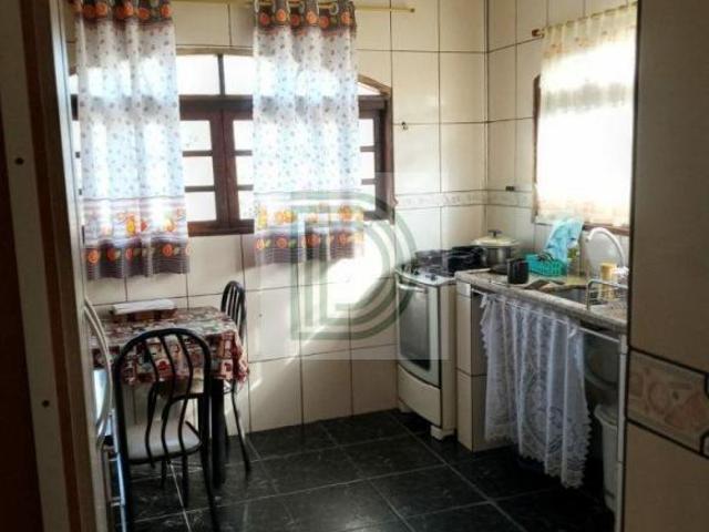 2 CASAS SOBREPOSTAS COTIA SP