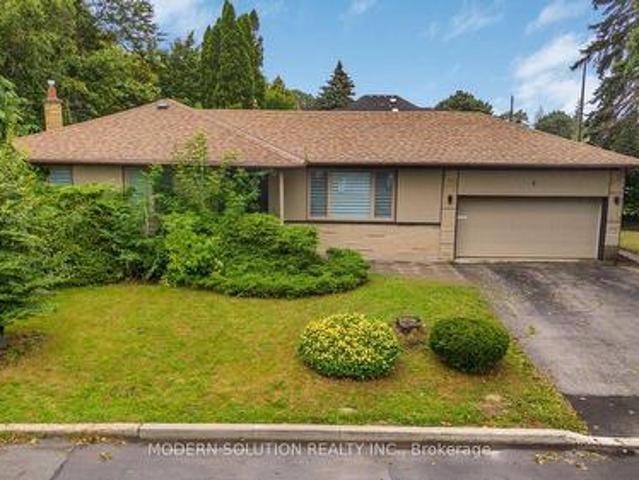 2 Caswell Drive, Toronto, ON, M2M 3L9 house for sale | Listing ID C13708 | Royal LePage