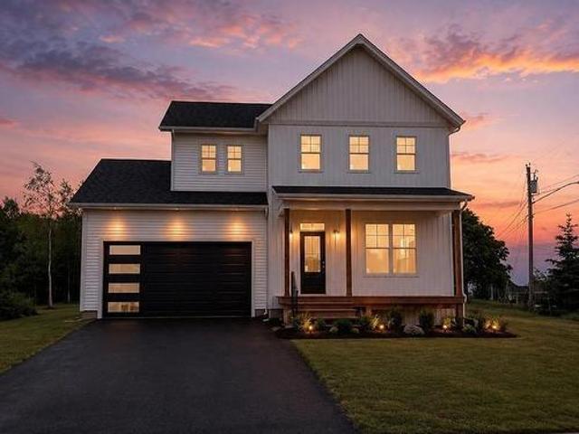 2 Carter Court, West Royalty, PE, C1E 3V6 house for sale | Listing ID 202619 | Royal LePage