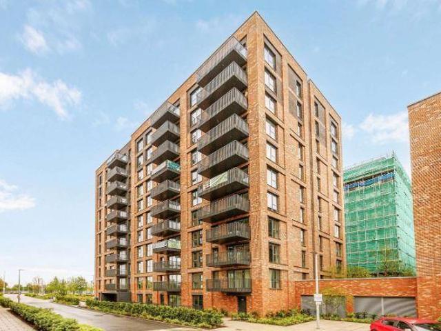 2 Cedrus Avenue, Southall, London. 2 bed apartment to rent £2,197 pcm £507 pw