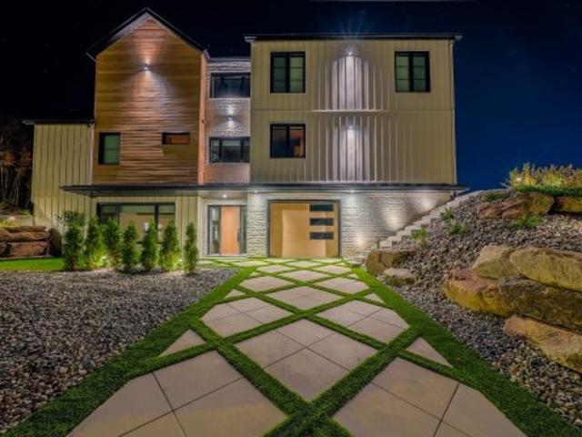 2 Ch. Du Geai Bleu, Lac Beauport, QC, G3B 2T3 Luxury House for sale | Listing ID 18219 | Royal LePage Carriage Trade Luxury Properties