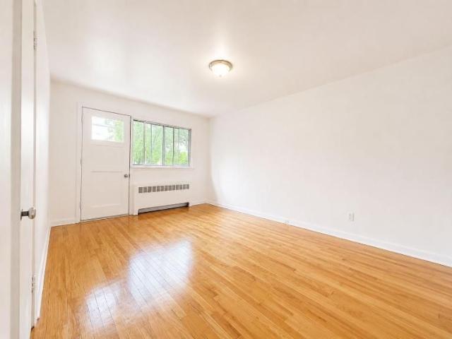 2 CH 1 SDB Montréal $1,450 /mo