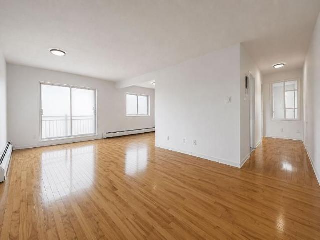 2 CH 1 SDB Montréal $1,850 /mo