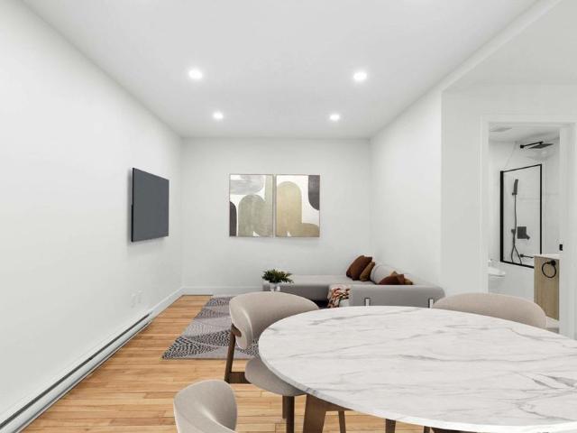 2 CH 1 SDB Montréal $2,140 /mo