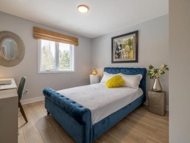 2 CH 1 SDB Bromont $1,800 /mo