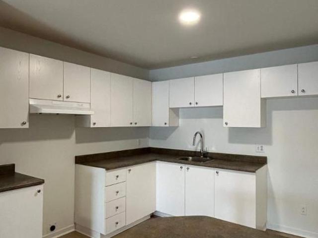 2 CH 1 SDB Saint Charles Borromée $1,207 /mo