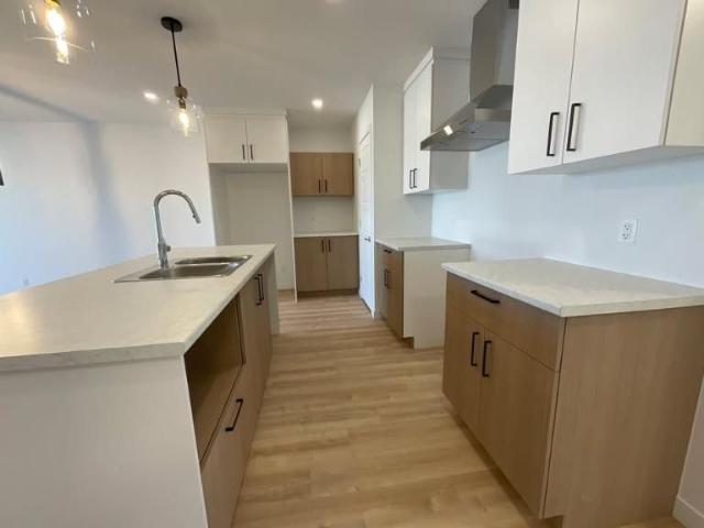 2 CH 1 SDB Saint Lambert de Lauzon $1,430 /mo