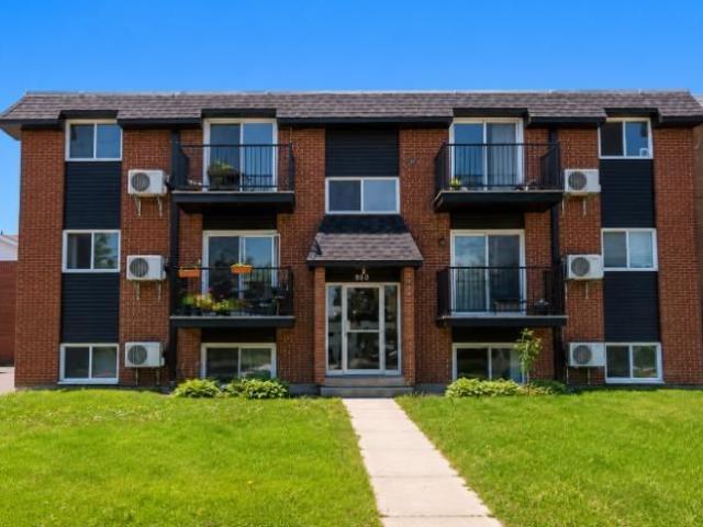 2 CH 1 SDB Sainte Julie $1,700 /mo