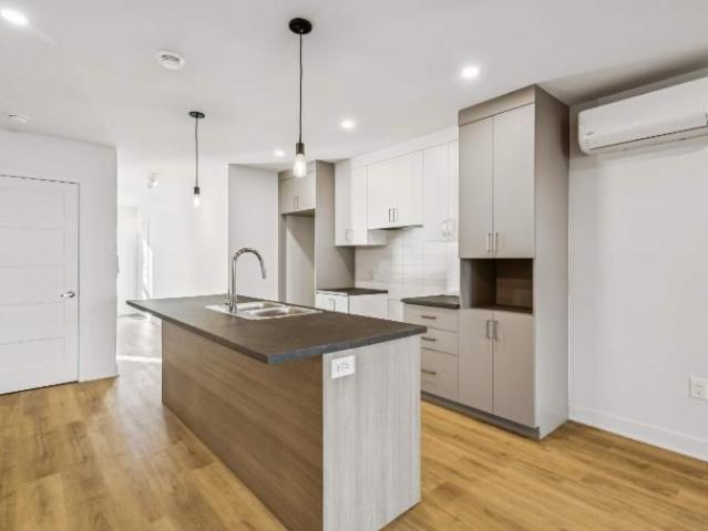 2 CH 1 SDB Salaberry de Valleyfield $1,425 /mo