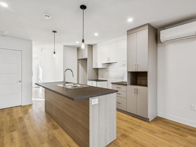 2 CH 1 SDB Salaberry de Valleyfield $1,425 /mo