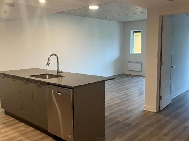2 CH 1 SDB Terrebonne $2,100 /mo