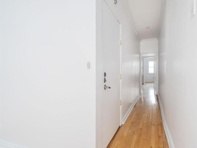 2 CH 1 SDB Westmount $1,749 /mo