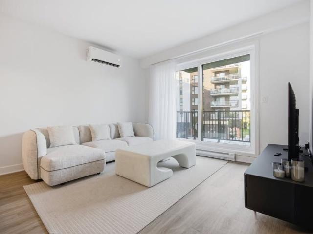 2 CH 2 SDB Delson $2,205 /mo