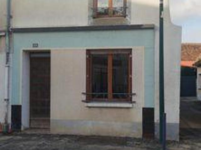 2 chambres, Mezeray Pays de la Loire 72270 102706398