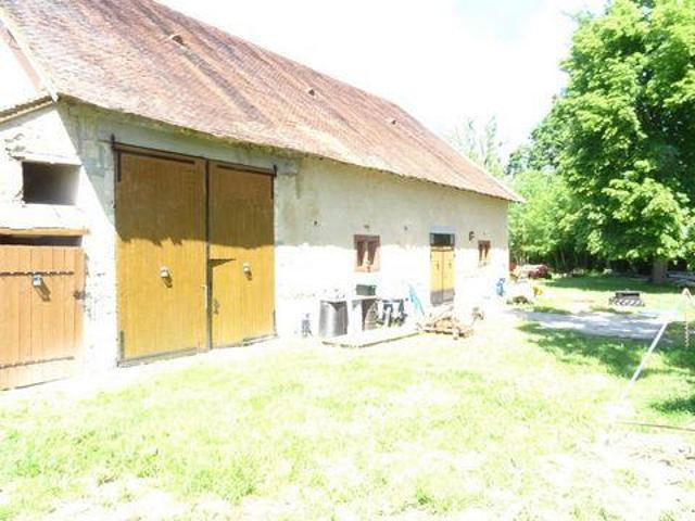 2 chambres, Montaigu Auvergne 03150 102666561