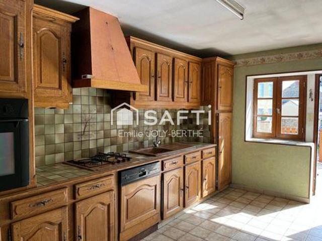 2 chambres, Neuilly Pays de la Loire 53250 103743238