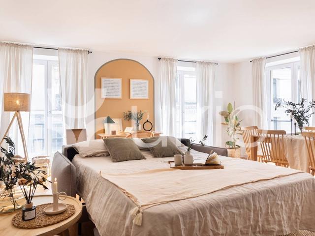 2 chambres à Grands Boulevards