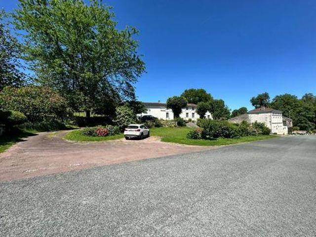 2 chambres, Chaniers Poitou 17610 102759089