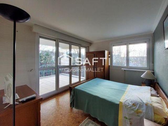 2 chambres, Clamart Île 92140 102058930
