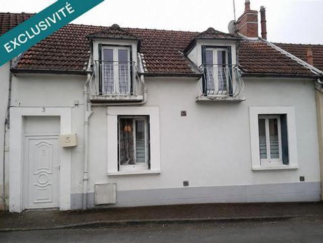 2 chambres, Commentry Auvergne 03600 103700375
