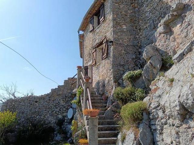 2 chambres, Coursegoules Alpes 06140 101778824