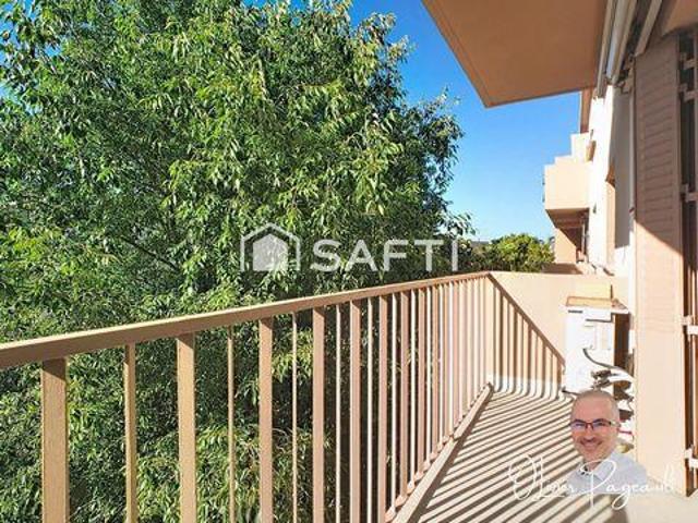 2 chambres, Lyon 8e Arrondissement Rhône 69008 102856970