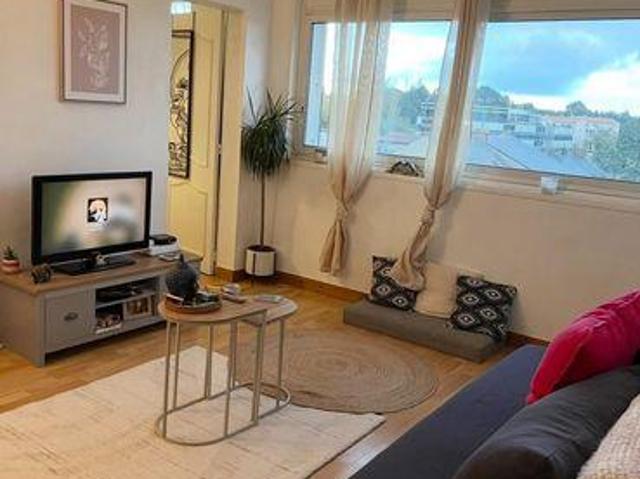 2 chambres, La Roche Pays de la Loire 85000 102275979