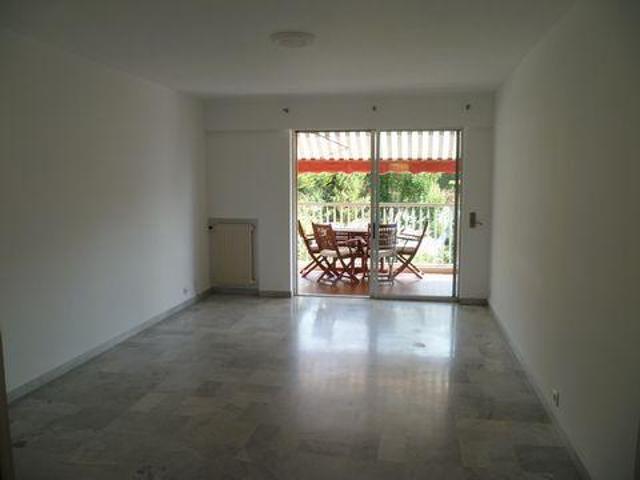 2 chambres, Le Cannet Provence 06110 96313374