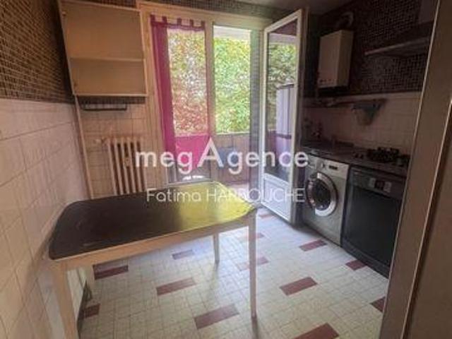2 chambres, Le Chambon Rhône 42500 104786871