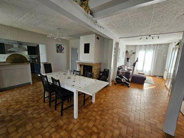 2 chambres, Saint Auvergne 03110 101489129